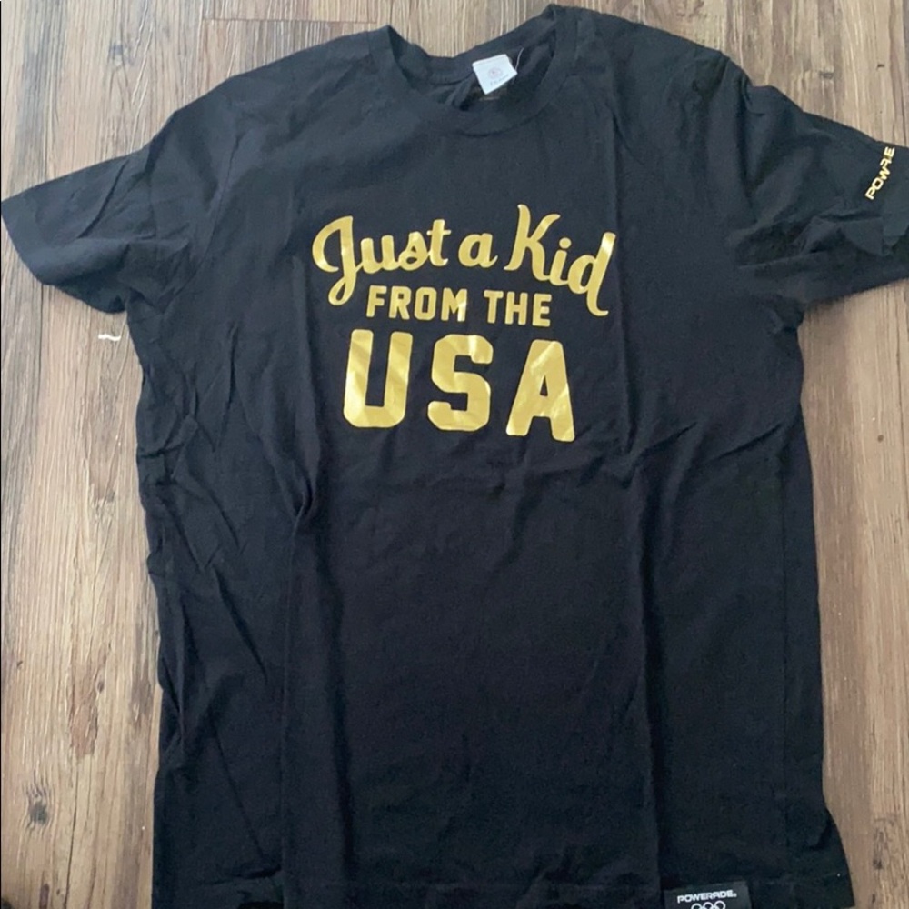 ⭐️ 🎉HP🎉 Just a Kid From the USA Shirt